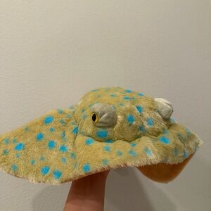 Seaworld The Petting Zoo Blue Spotted Ray Stuffed Animal Plushie
